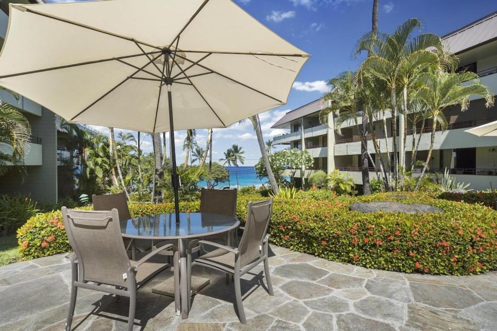 Hawaiian-Style Oceanview Across The Street From Historic Magic Sands Beach Park - White Sands Village 202 Kailua-Kona Eksteriør billede